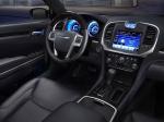 Chrysler 300C 2011 года